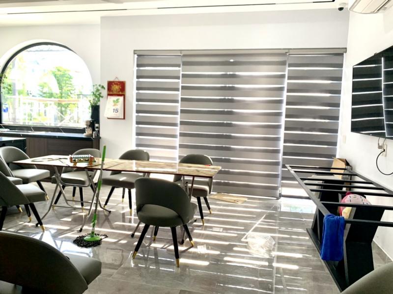 Rèm cầu vồng phòng khách chắn sáng 